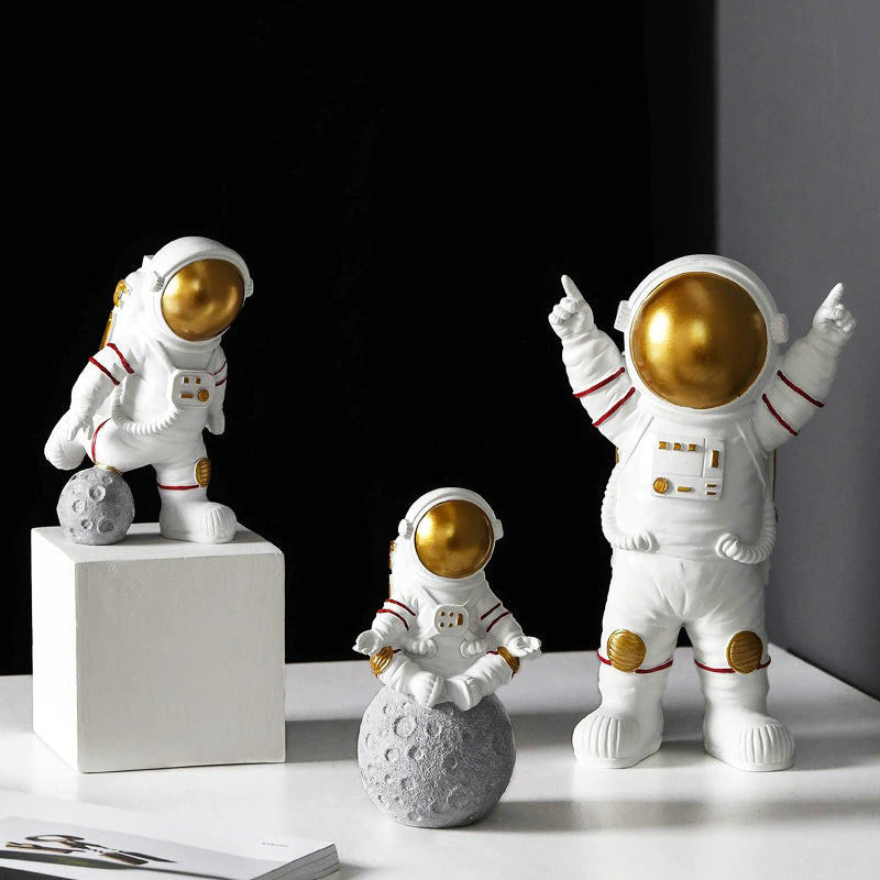 Spaceman Figurines Sculpture