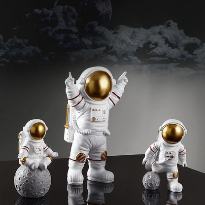 Spaceman Figurines Sculpture