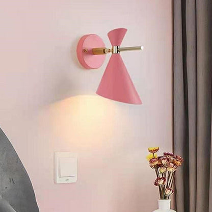 NordicGlow - Simple Nordic wall lamp with horn shade