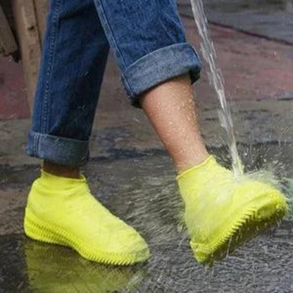 Shoe protection for rainy weather