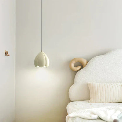 CreamLight - Elegant Rustic Pendant Lamp