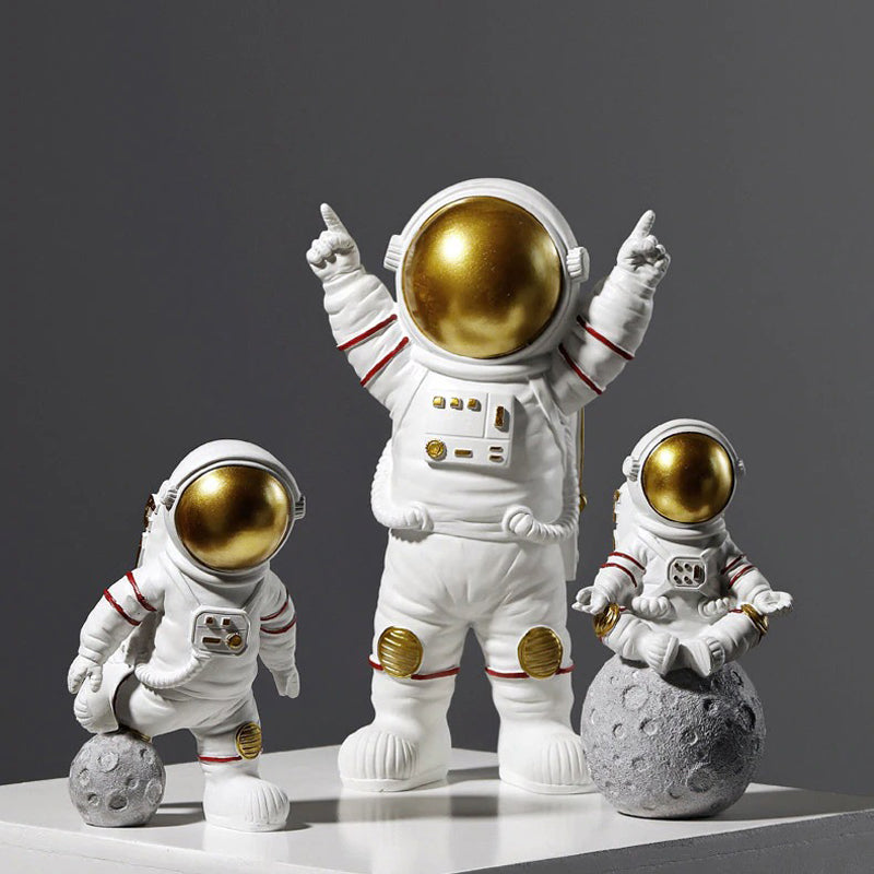 Spaceman Figurines Sculpture