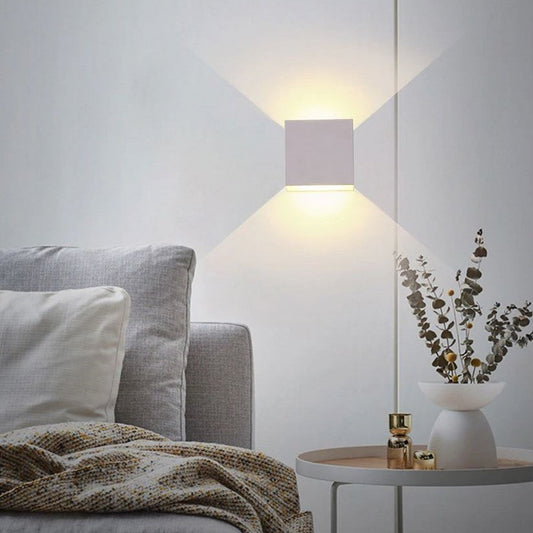 Adjustable Wall Light