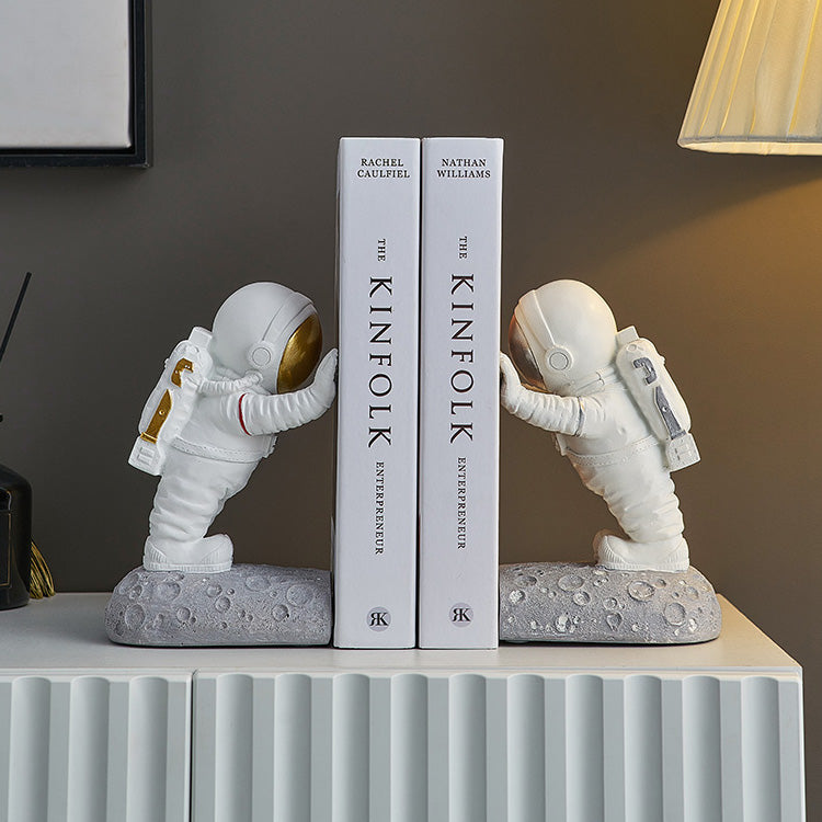 Astronaut Book Stand