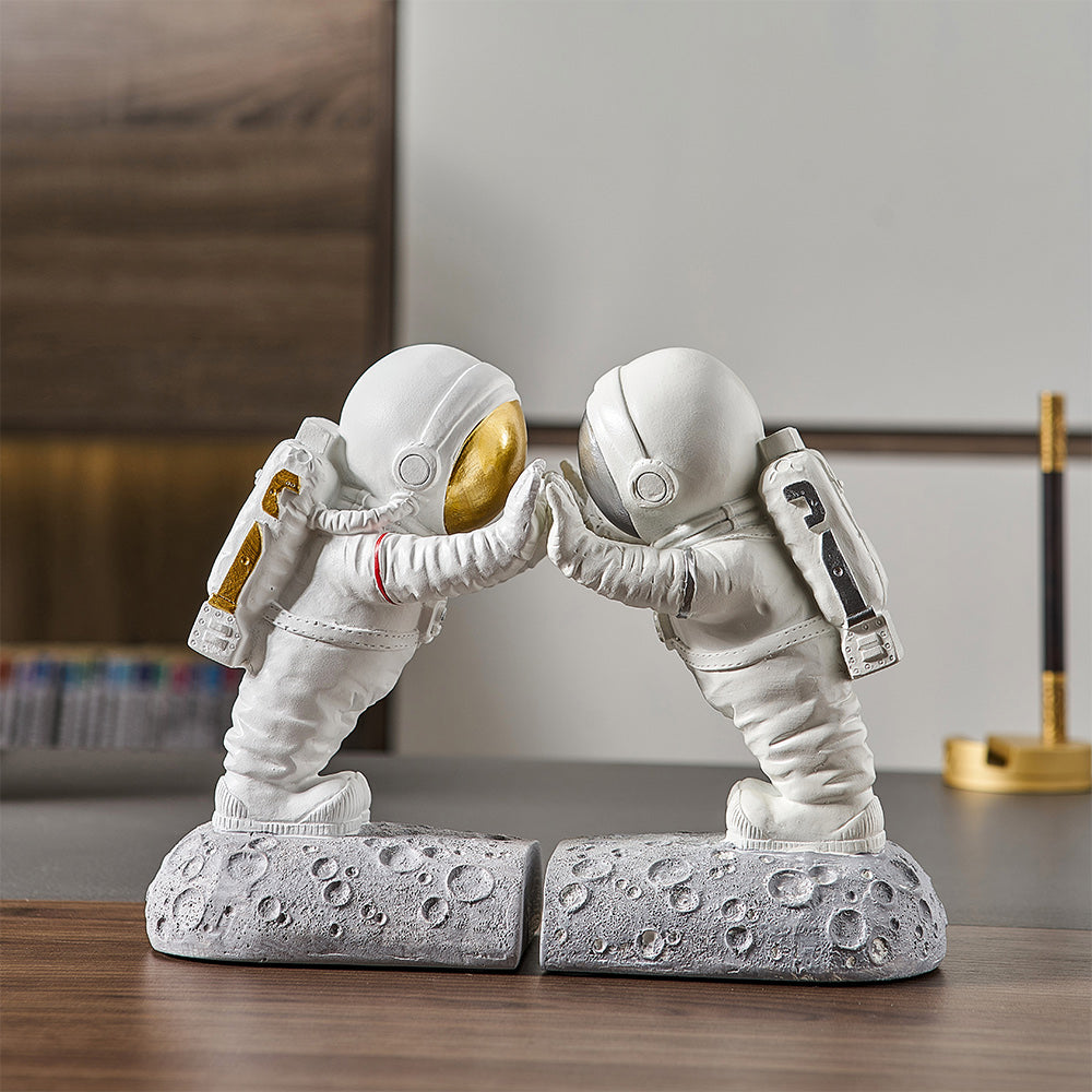 Astronaut Book Stand