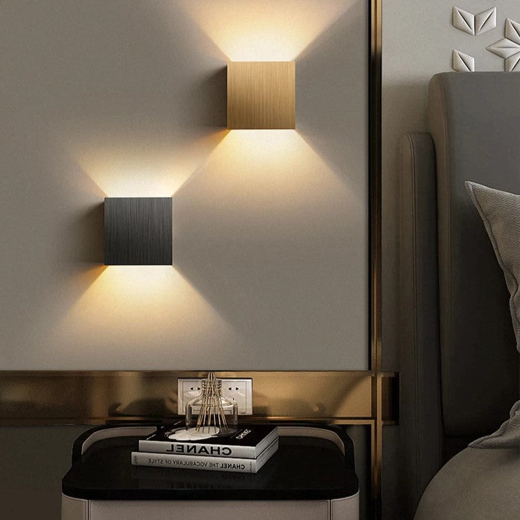 Strakk - modern Nordic Design wall lamp LED