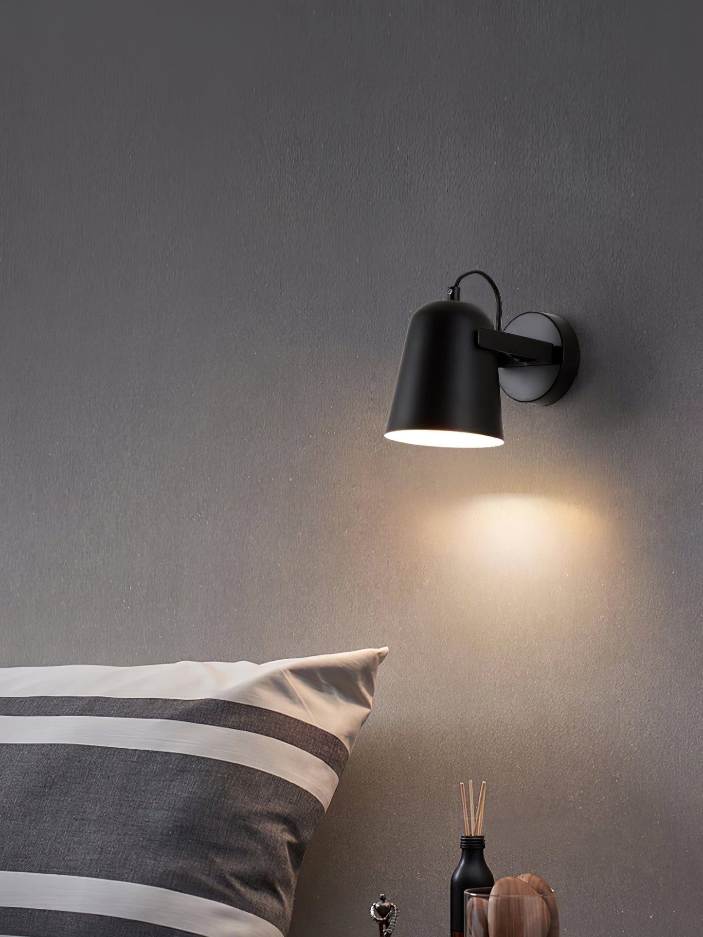 Miravique Rotatable Wall Lamp