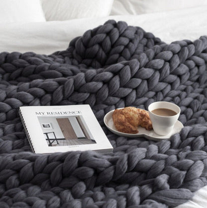 Miravique Knitted Blanket