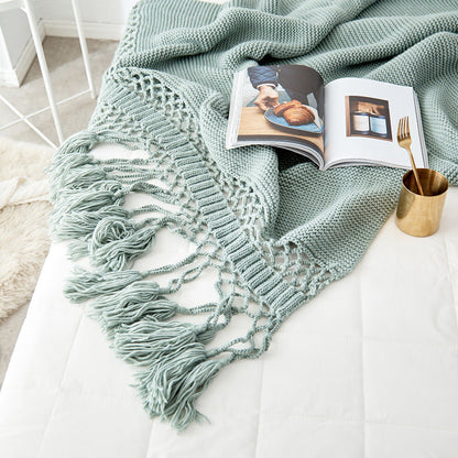 Deluxe Knitted Tassel Throw Blanket