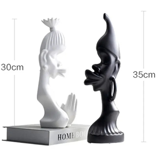 Cute Couple Figurines Set