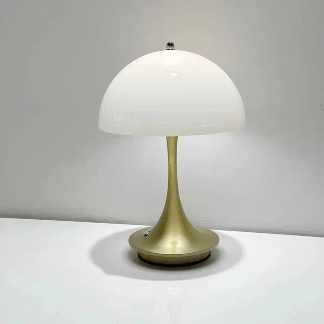 CordFreeShine - Wireless table lamp