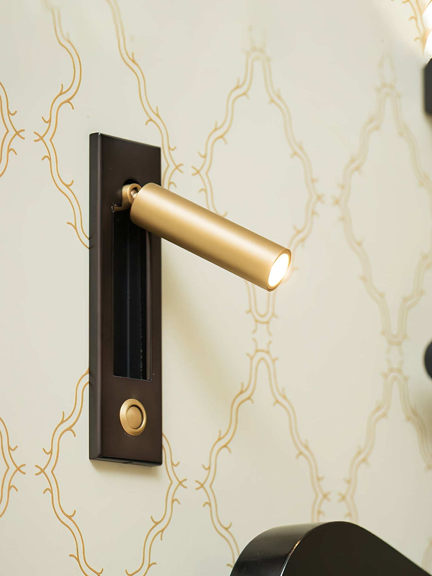 Embedded bedside table sconce