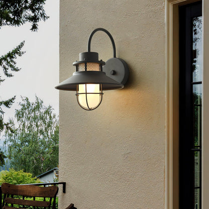 Felix Outdoor Lamp