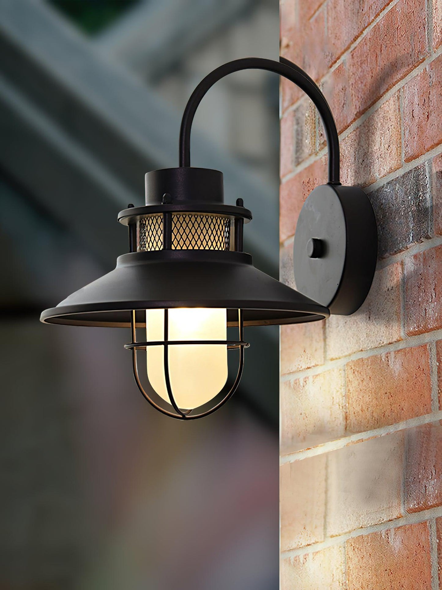 Felix Outdoor Lamp