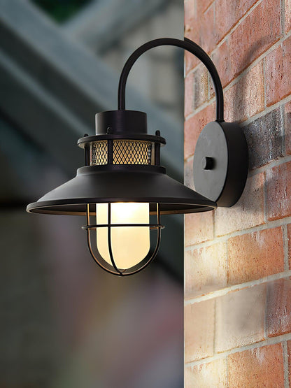 Felix Outdoor Lamp