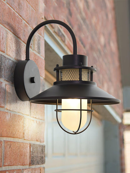 Felix Outdoor Lamp