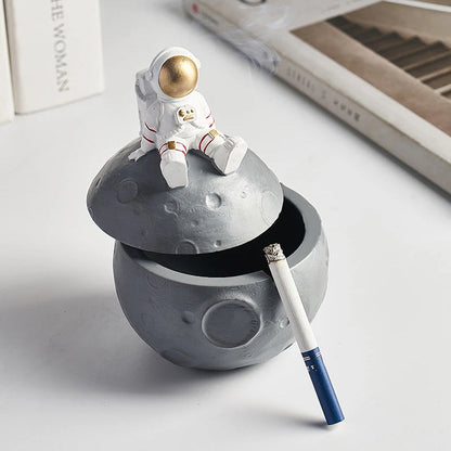 Astronaut Pen Stand