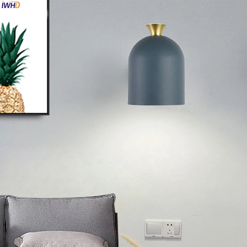 Minimalist Chic - Modern and Simple LED Wall Light