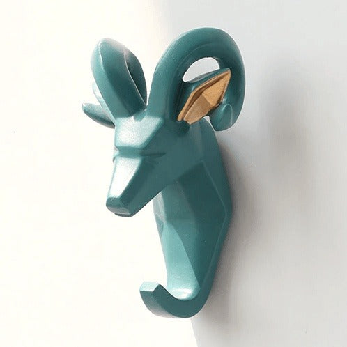 Stylish Animal Head Key Hook Wall Rack - Unique and Functional Key Holder