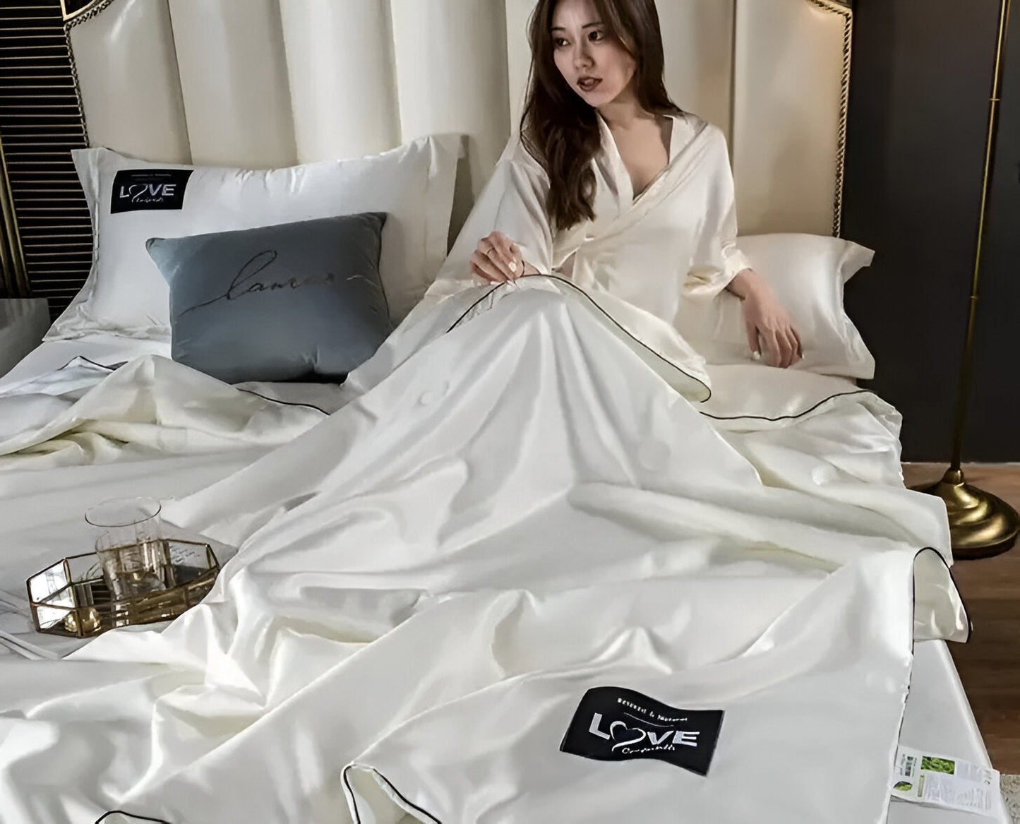 SilkyLux Duvet - Soft & Breathable Satin Silk Bedding for Year-Round Comfort