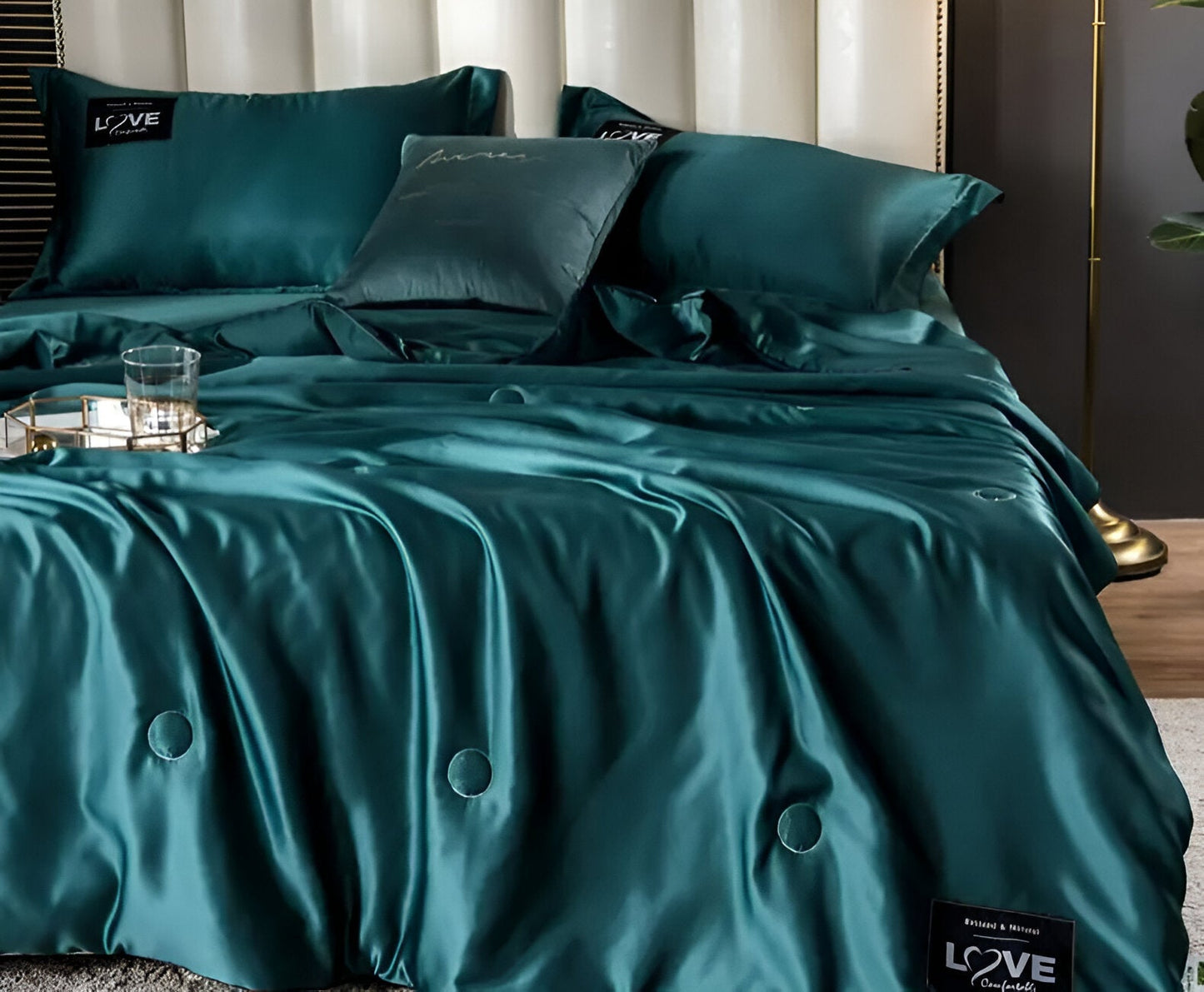 SilkyLux Duvet - Soft & Breathable Satin Silk Bedding for Year-Round Comfort