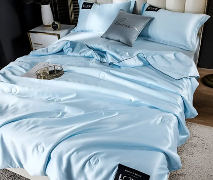 SilkyLux Duvet - Soft & Breathable Satin Silk Bedding for Year-Round Comfort