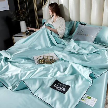 SilkyLux Duvet - Soft & Breathable Satin Silk Bedding for Year-Round Comfort