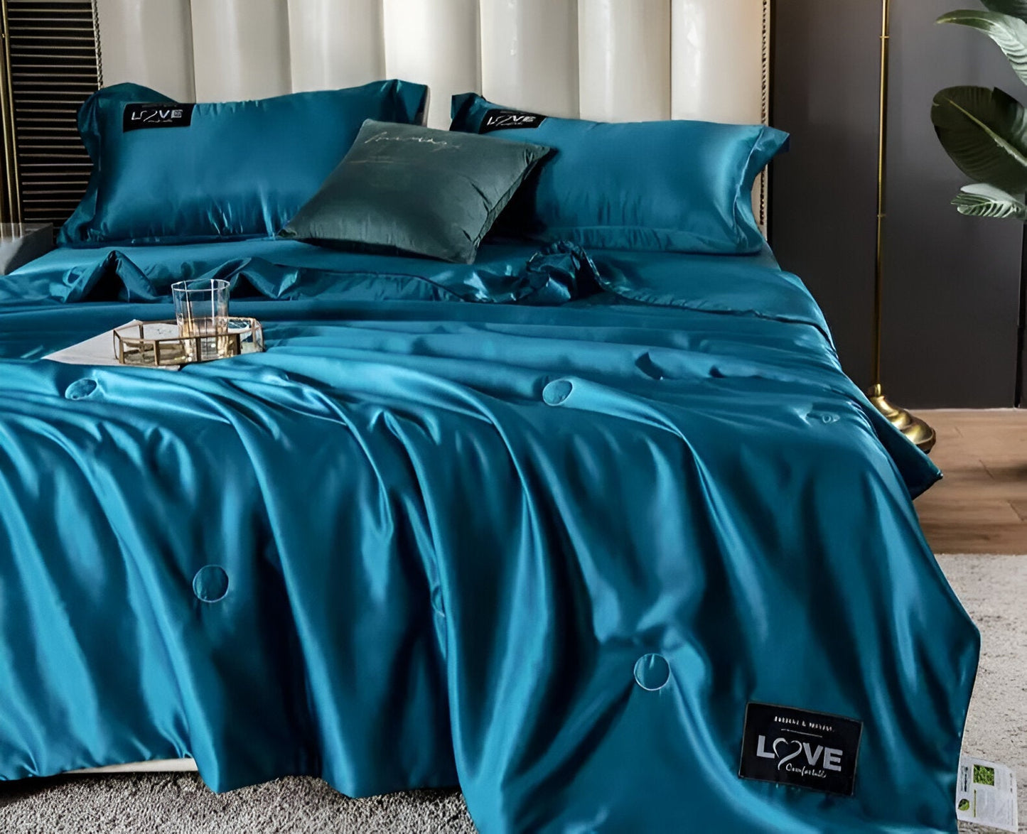 SilkyLux Duvet - Soft & Breathable Satin Silk Bedding for Year-Round Comfort