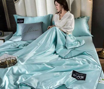 SilkyLux Duvet - Soft & Breathable Satin Silk Bedding for Year-Round Comfort