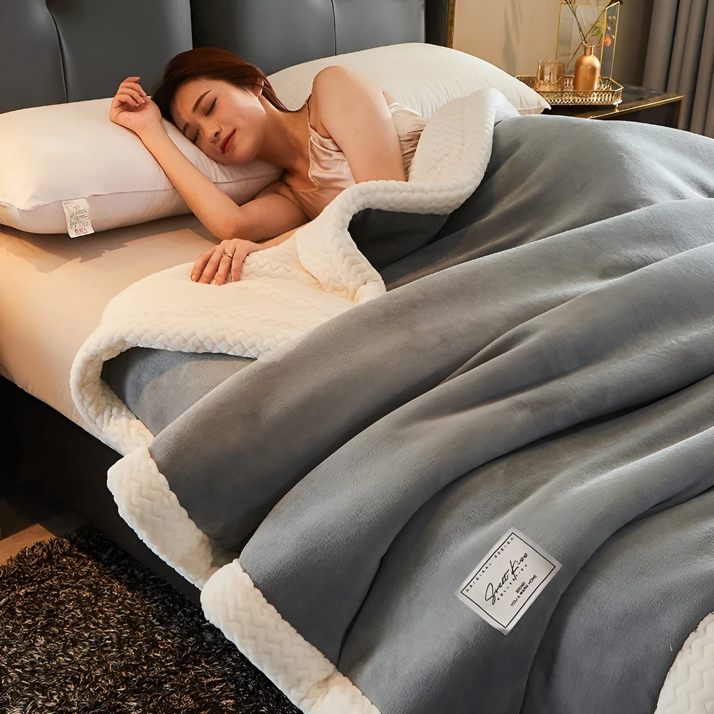 ThickPlush Comforter - High-Quality Soft Three-Layer Quilted Fleece Comforter