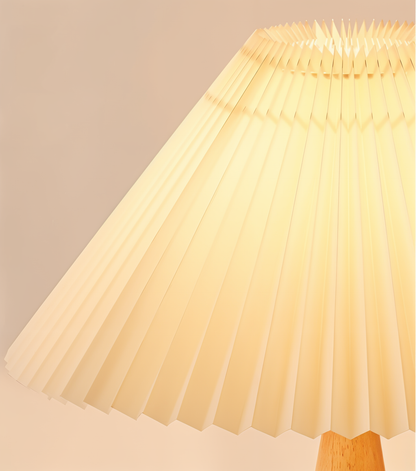 Vintage table lamp - Pleated table lamp with wooden base