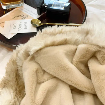 Luxury Faux Fur Throw