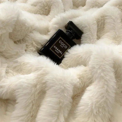 Luxury Faux Fur Throw