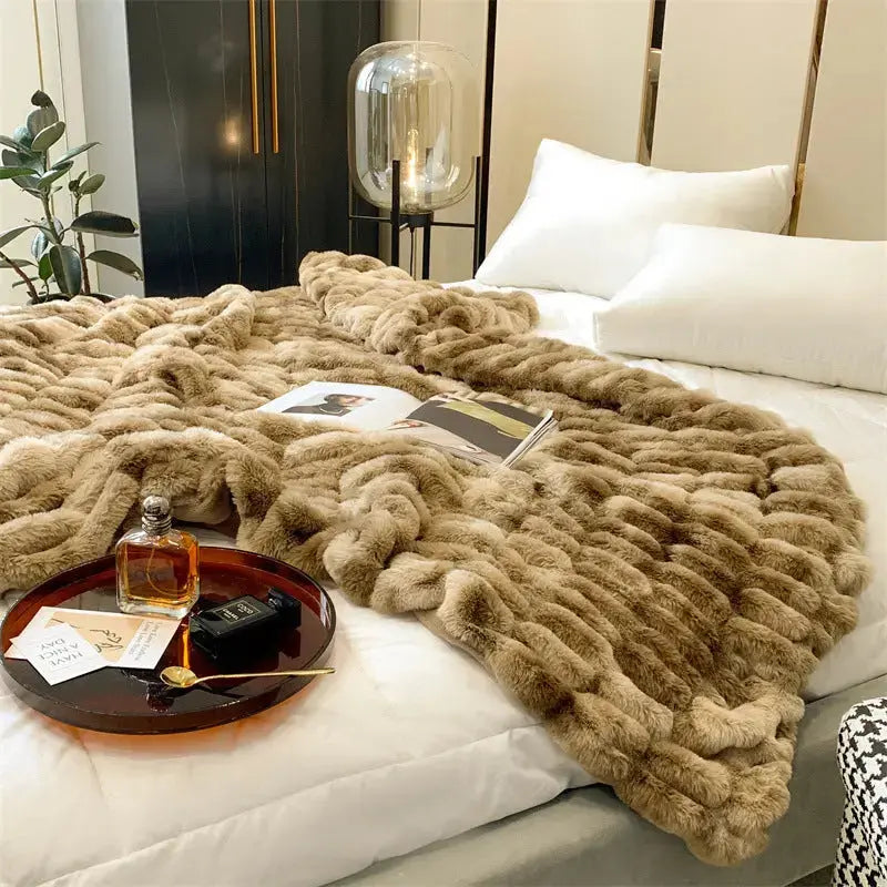 Luxury Faux Fur Throw