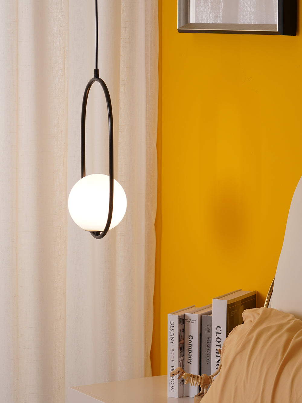 Mila - Elegant and Modern Pendant Lamp