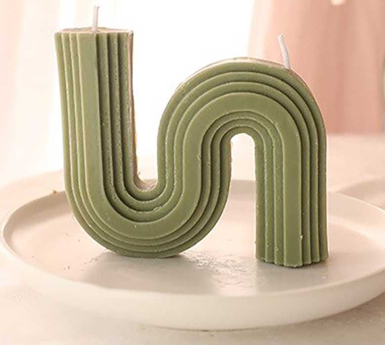 Minimalist Scented S Shaped Wavy Candles