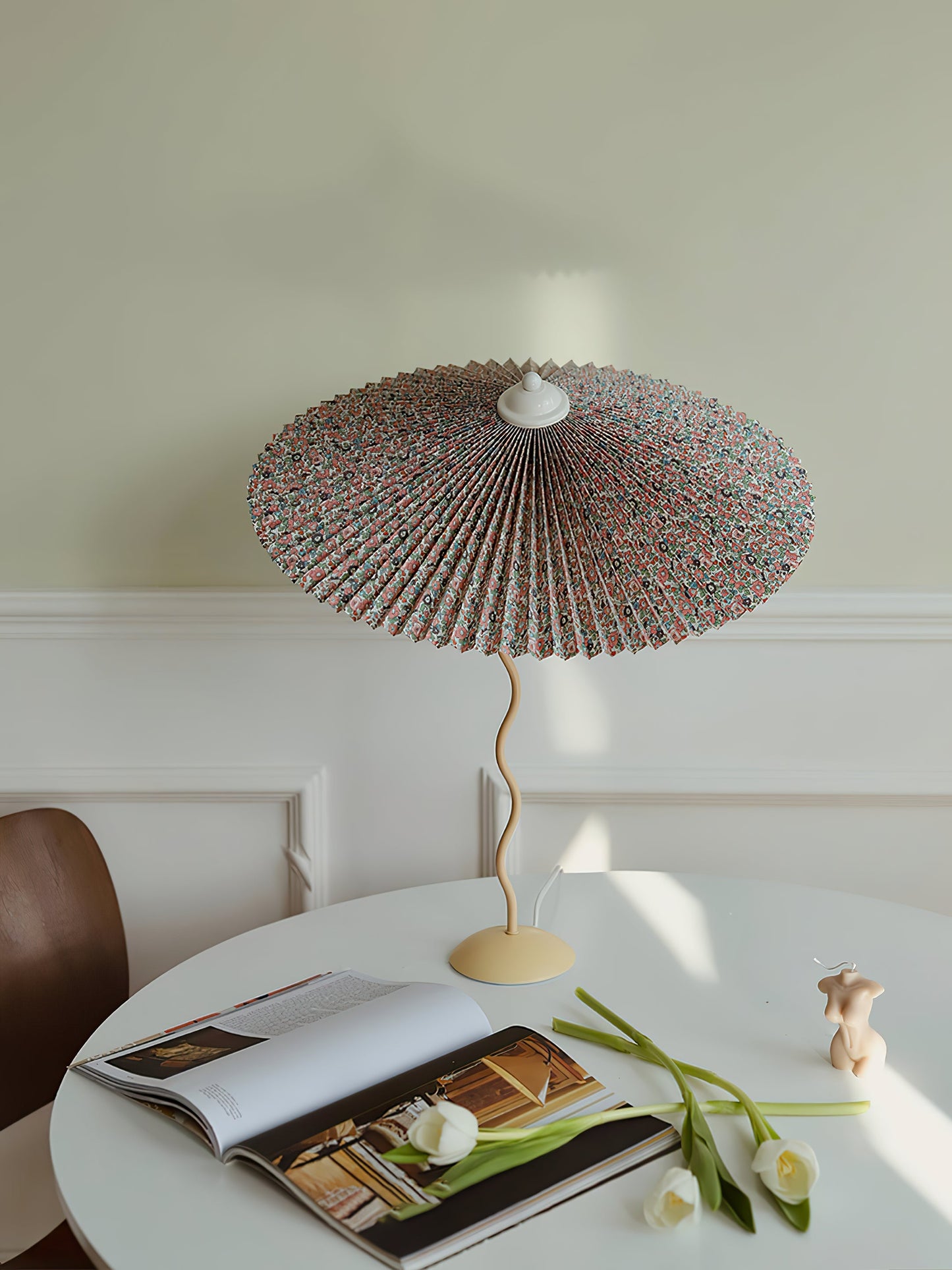 Miravique Hat Table Lamp