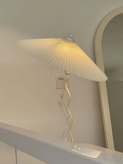 Miravique Hat Table Lamp