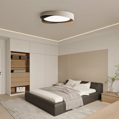 Quinn Ceiling Light