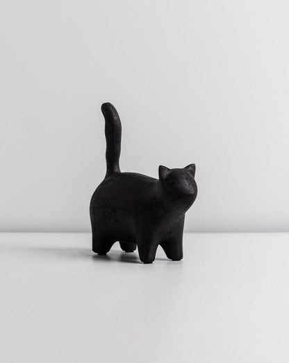 Minimalistic Sitting Cat Sculpture