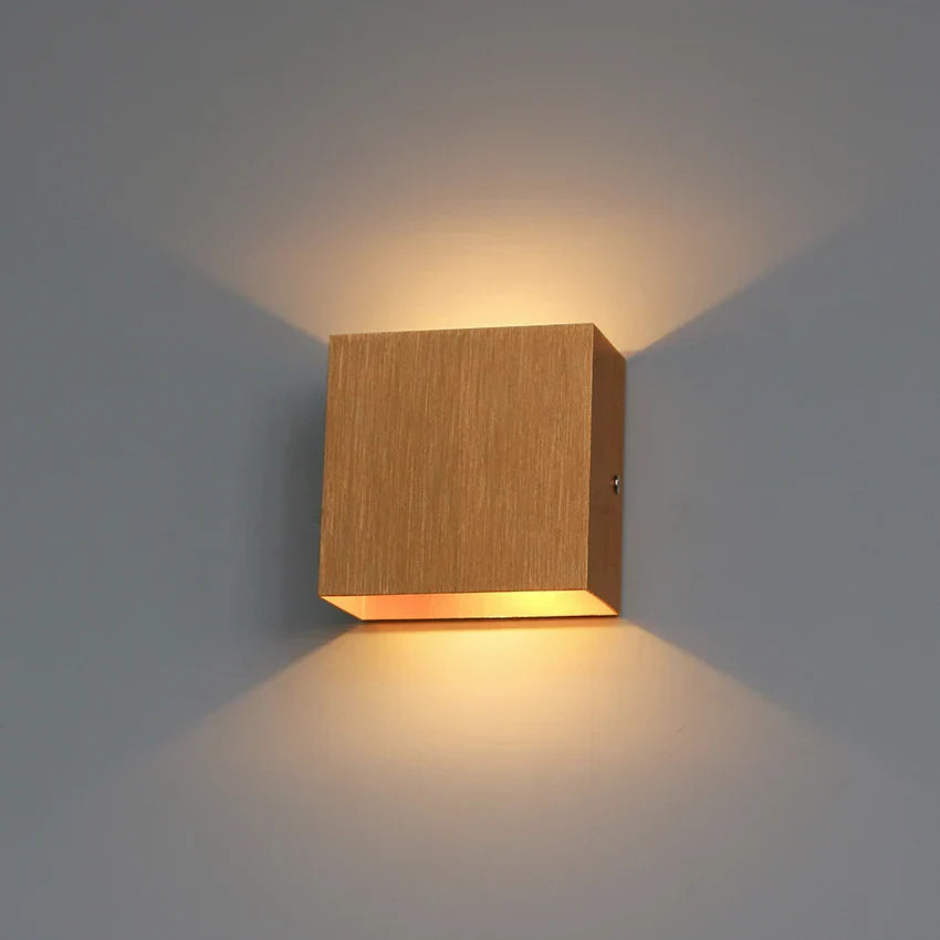 Eclat Romanov - Elegant wall lamp