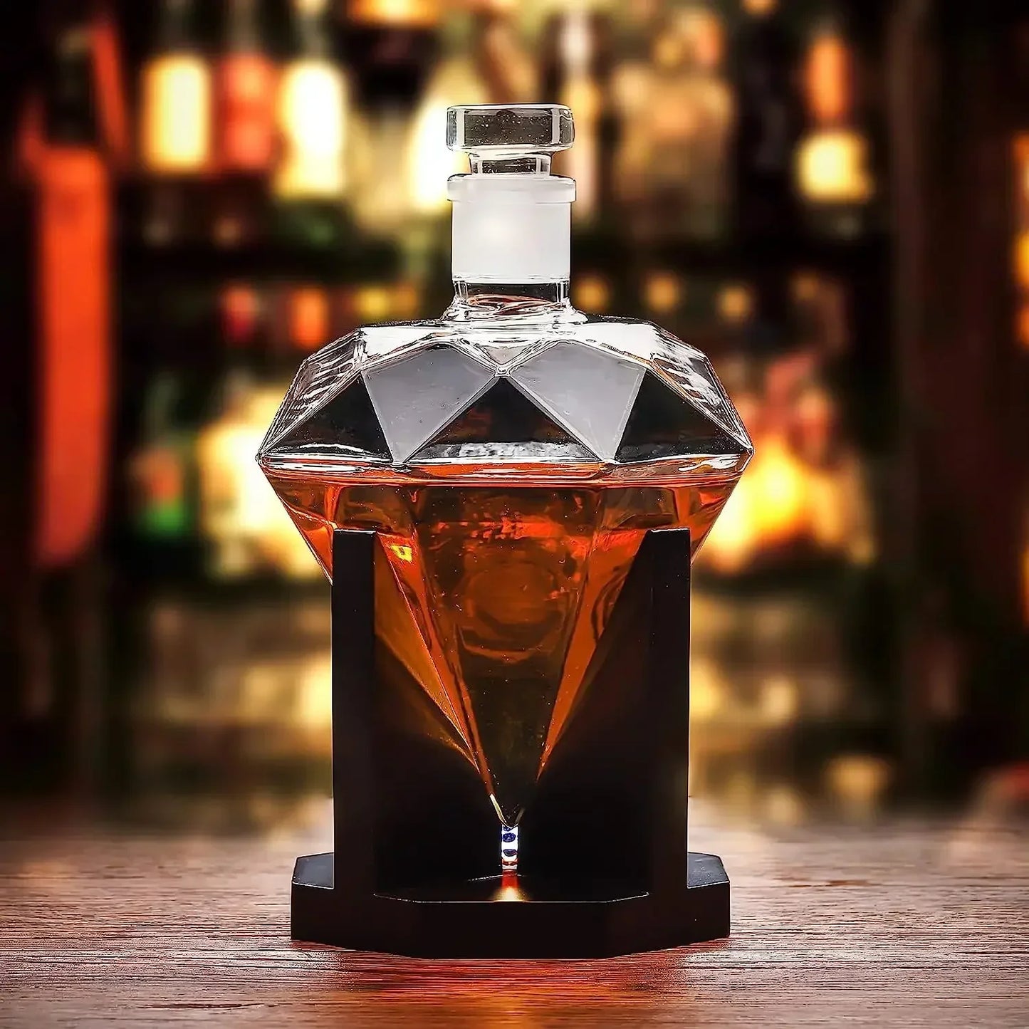 Whiskey Decanter - Diamond - 1000ml Capacity - Wooden Holder