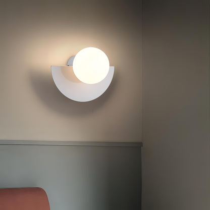 ÉclatNordique - Everest Semi-Circular Wall Lamp