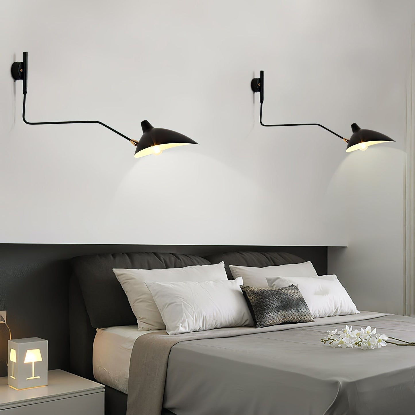 MouilleStyle - Elegant and Sculptural Wall Lamp