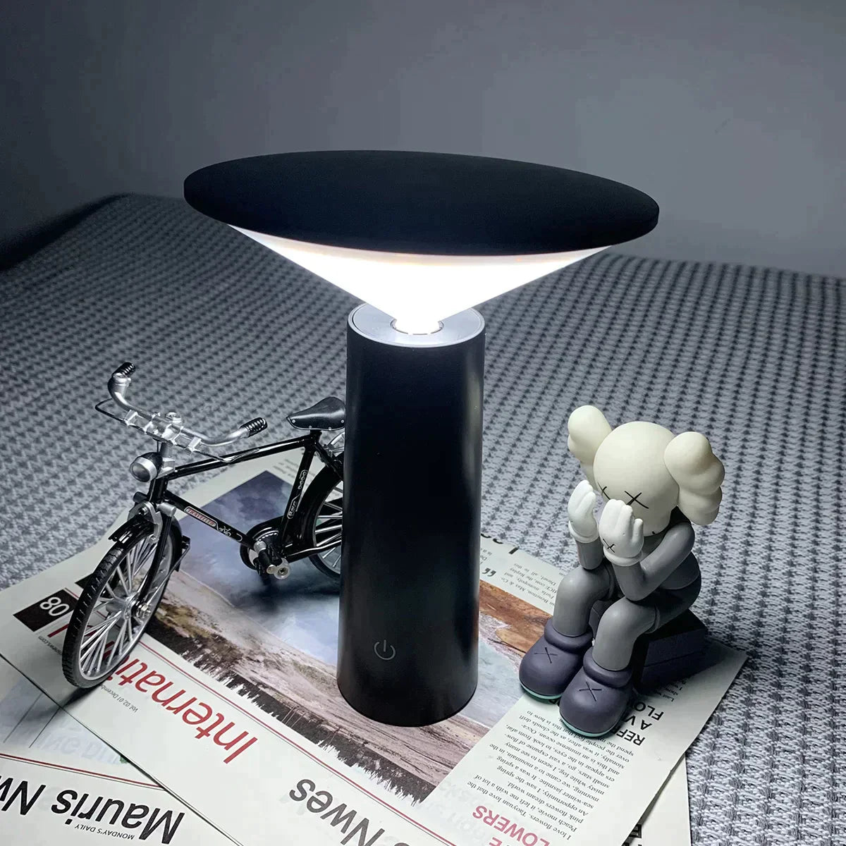 Remoteglo - Wireless Table Lamp