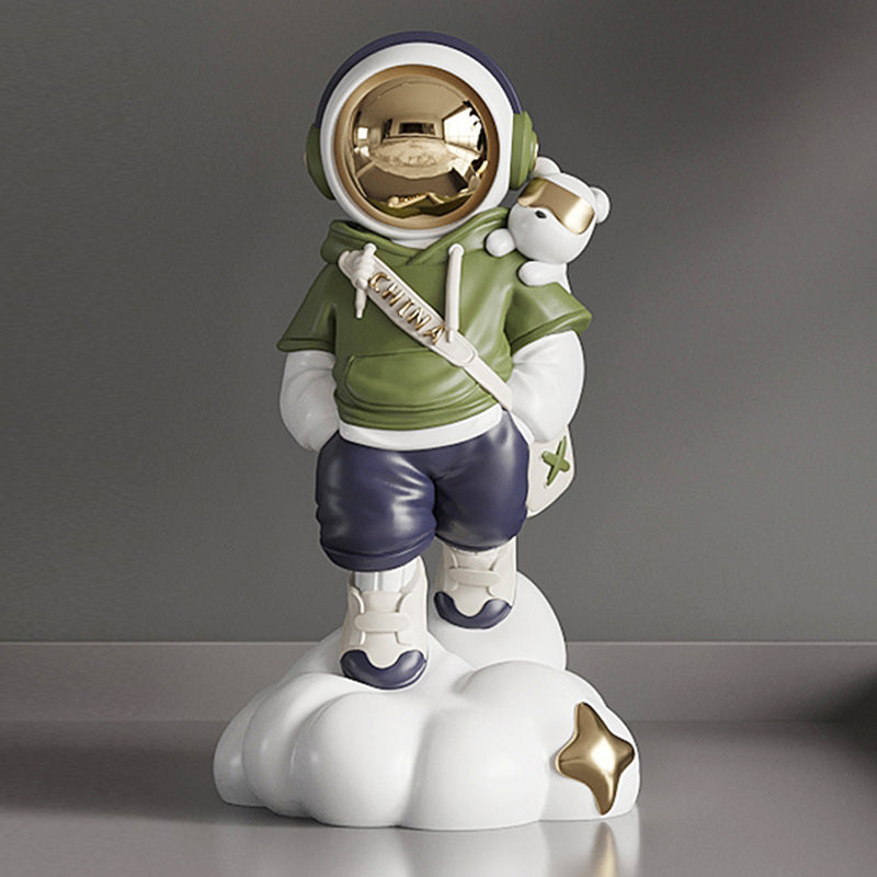 Streetwear Outfit Astronaut Decor