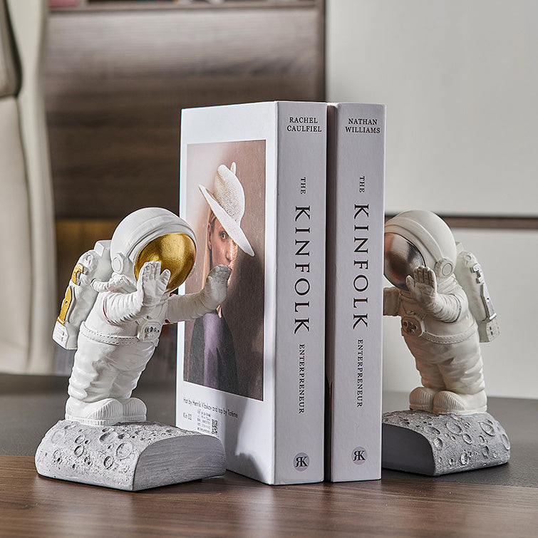 Astronaut Book Stand