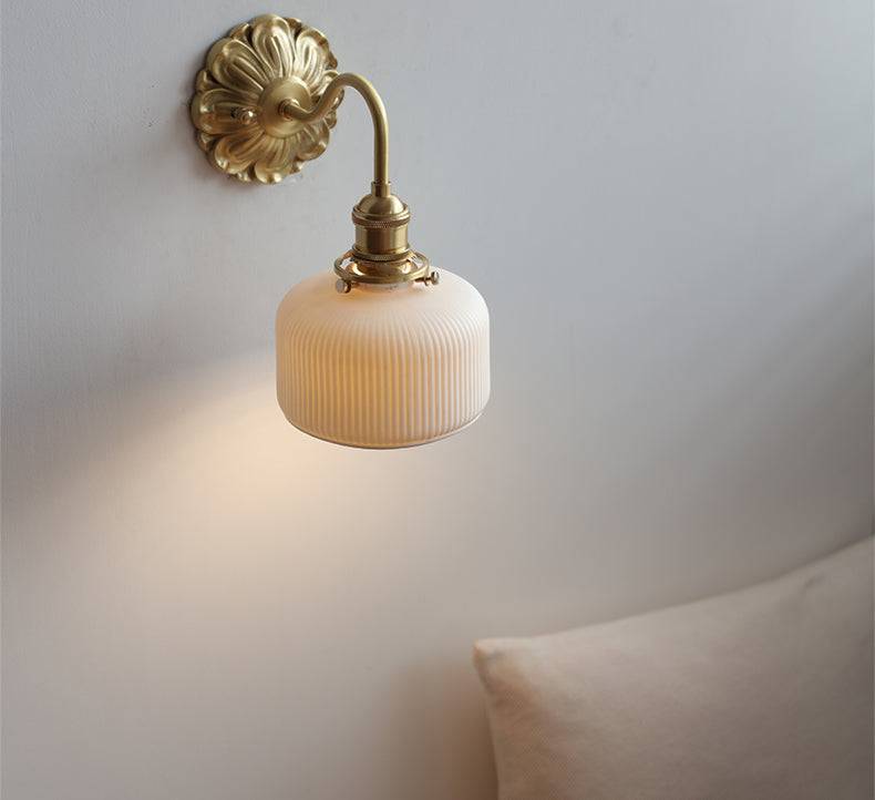 CeramiLuxe - Distinctive Brass and Ceramic Wall Light