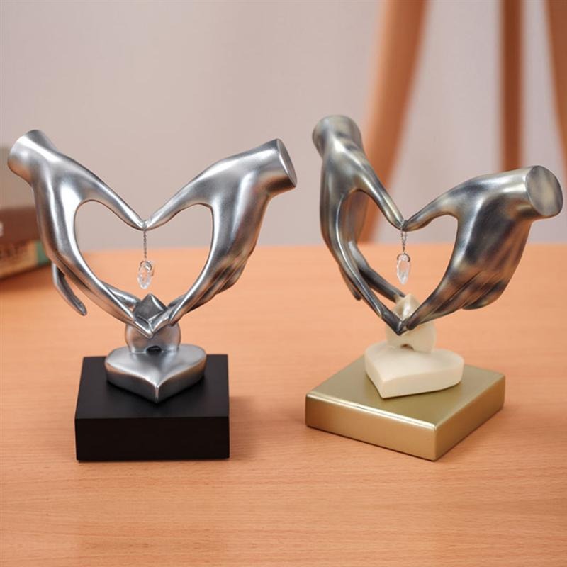 Hand Love Heart-Shaped Figurine