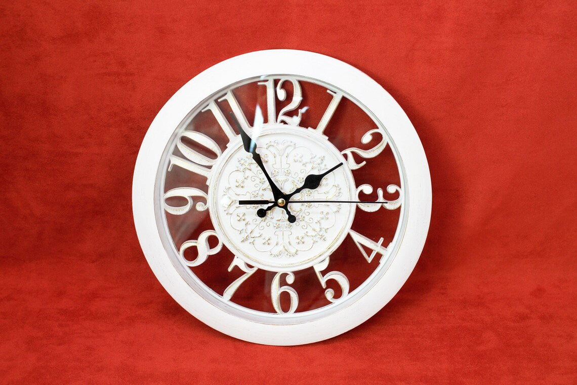 Luxury White Resin Wall Clock